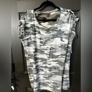 Vince Camuto oversized camo shirt